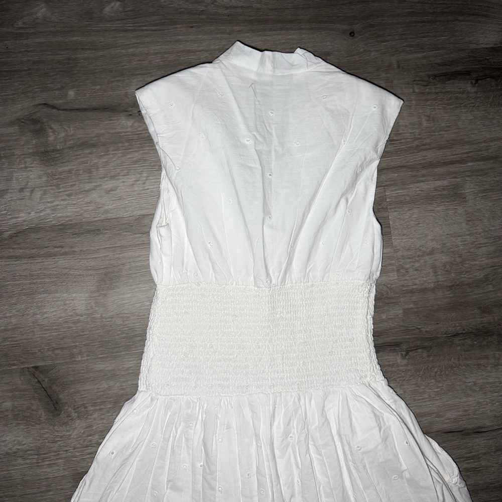 The Tommie Cap Sleeve smocked front zip shirt dress eyelet trim edition - Picture 8 of 13